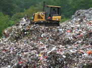 Warga Depok Sulap Sampah Jadi Tabungan