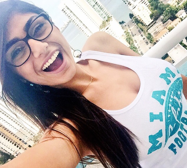 Akankah Mia Khalifa Tobat Seperti Bintang Porno Ini? 