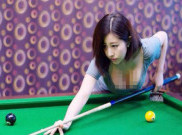 Pemain Billiard Seksi asal Tiongkok ini Gemparkan Dunia Maya