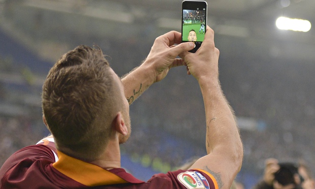 Presiden Lazio Kecam Selebrasi Selfie Totti