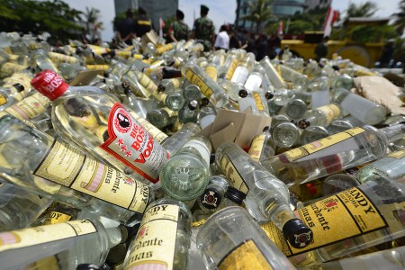 Sebanyak 29 Orang Tewas Akibat Minum Alkohol Beracun di India
