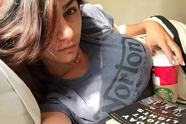 Band Amerika Ini Buat Lagu Khusus Untuk Mia Khalifa