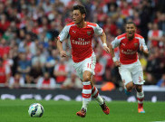 Mesut Ozil Siap Merumput Lagi