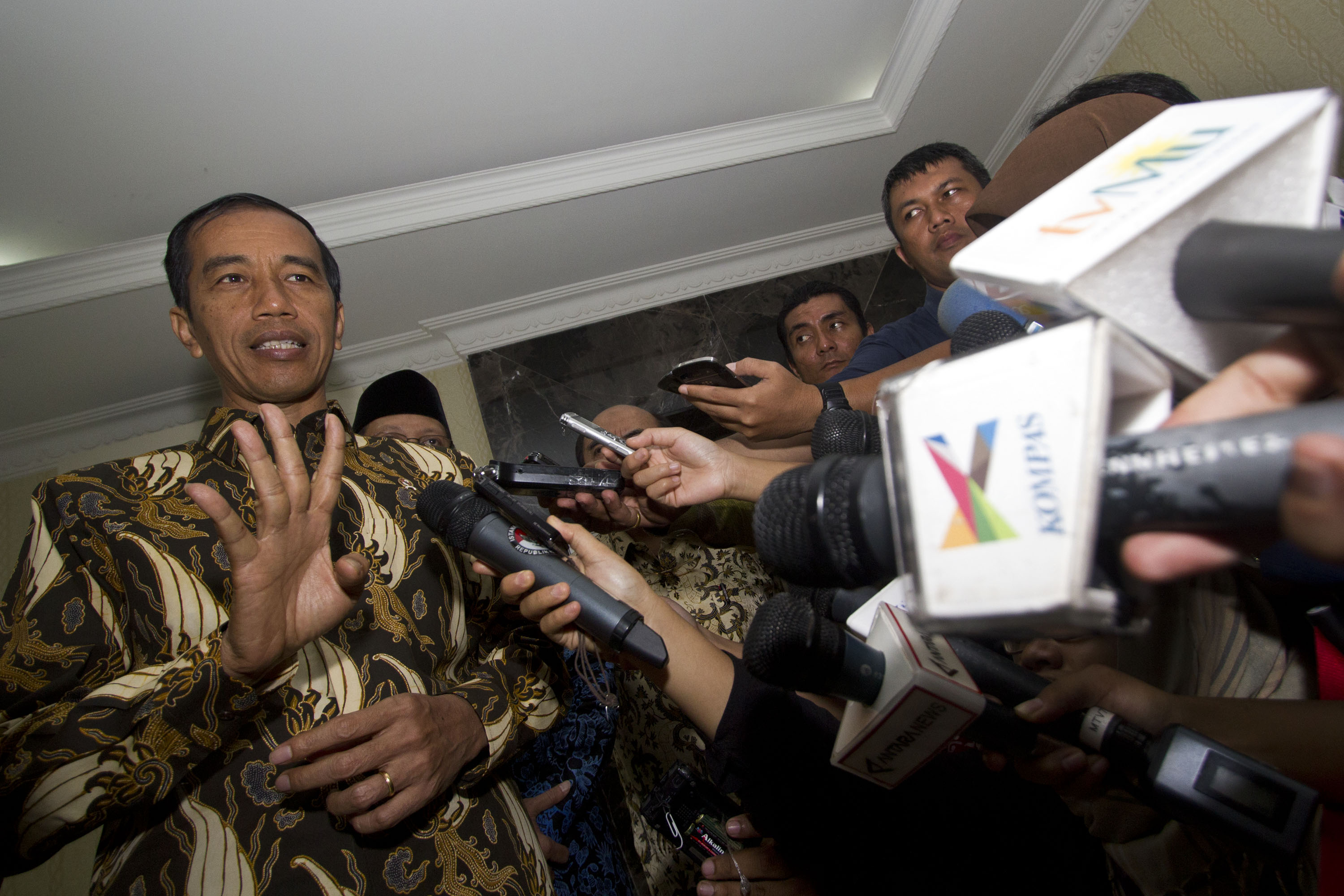 Nasib Budi Gunawan, Sabar dan Tunggu