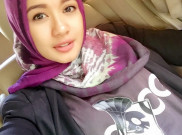 Makin Cantik, Laudya Cynthia Bella Resmi Berhijab