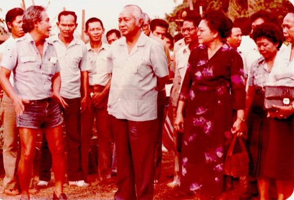 Kisah Seru Di Balik Ciri 'Hot Pants' Jins Bob Sadino