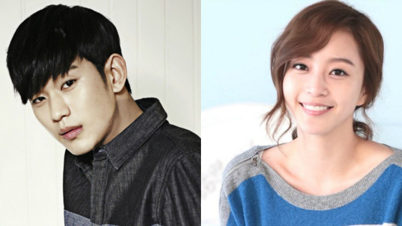 Kim Soo Hyun dan Han Ye Seul Raih Penghargaan di 15th Huading Awards
