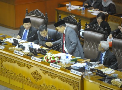 DPR Kompak Setujui Perppu Pilkada