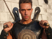 Aktor ‘Mortal Kombat’ Darren Shahlavi Diduga Tewas Karena Overdosis