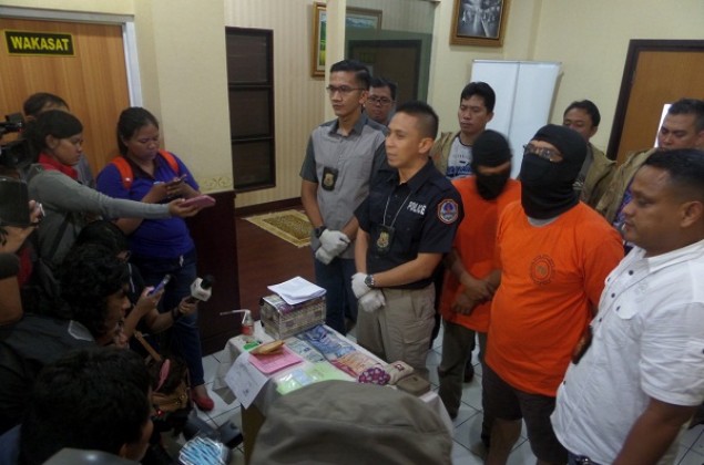 Yoyo Besuk Gitaris Padi Di Polres Jakarta Selatan