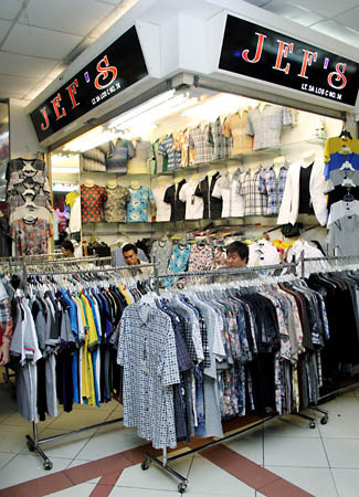 Kemeja Fashion Impor Diobral di Tanah Abang