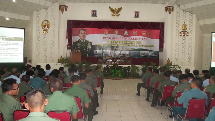 Panglima TNI: Pemimpin Tidak Boleh Biarkan Prajurit Berjalan Sendiri