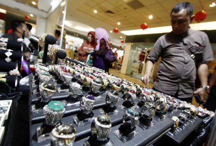 Batu Bacan Primadona Para Penggemar Batu Akik 