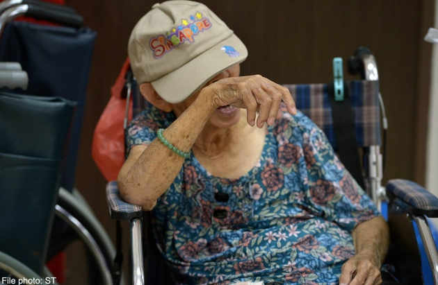 Pembantu Rumah Tangga Ini Tega Menyiksa Seorang Nenek