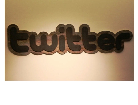 Upaya Twitter Mengejar Ketertinggalannya