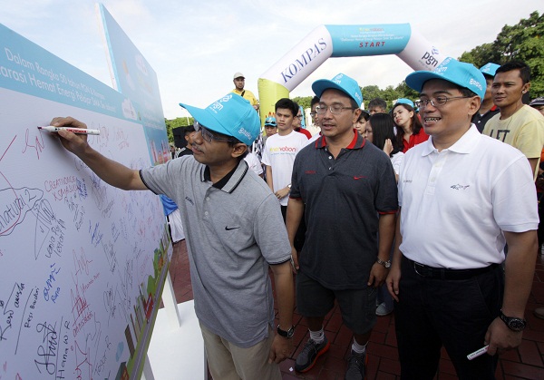 Kementerian ESDM Lepas Fun Walk dan Selenggarakan Kampanye Hemat Energi