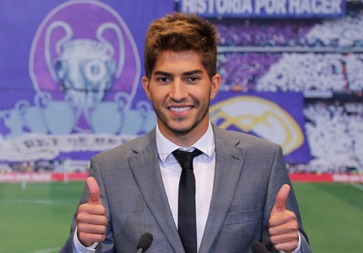 Lucas Silva: Saya Siap Menghormati Kaus Tim Terbaik di Dunia