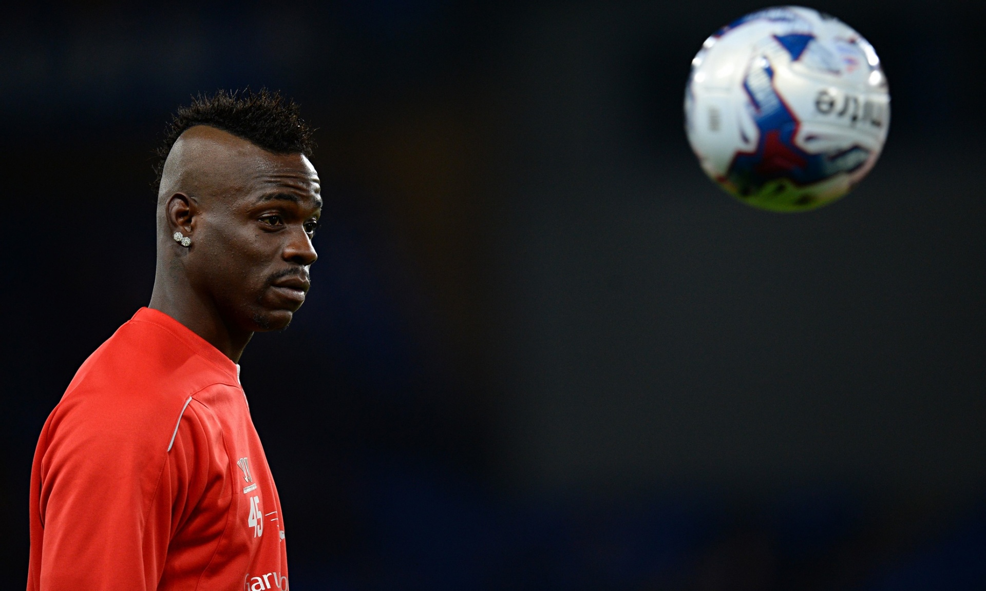 Balotelli Harusnya Tak Tinggalkan Manchester City