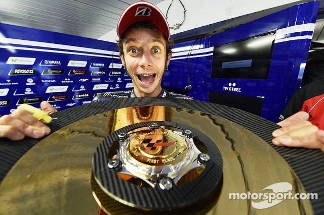 Rossi Optimis Dapat Bertarung dengan Baik untuk 2015