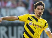 Manchester United Kembali Goda Hummels