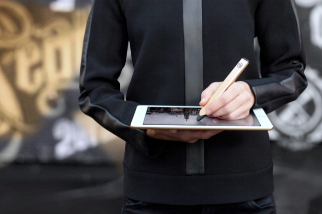 Stylus Emas iPad Terbaru dari FistyThree