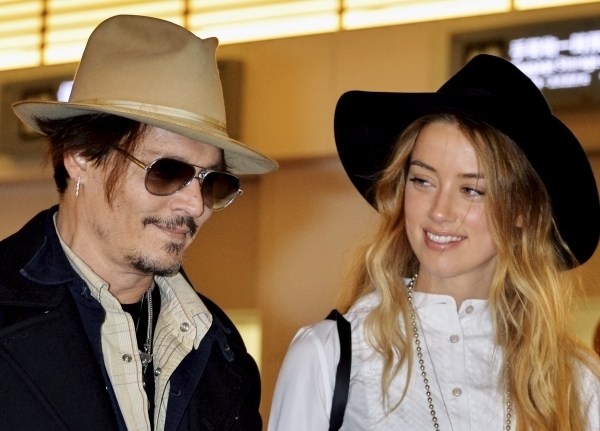 Johnny Depp dan Amber Heard akan Menikah?