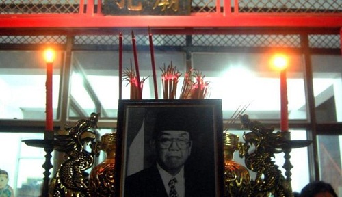 Benarkah Gus Dur Berdarah Tionghoa?