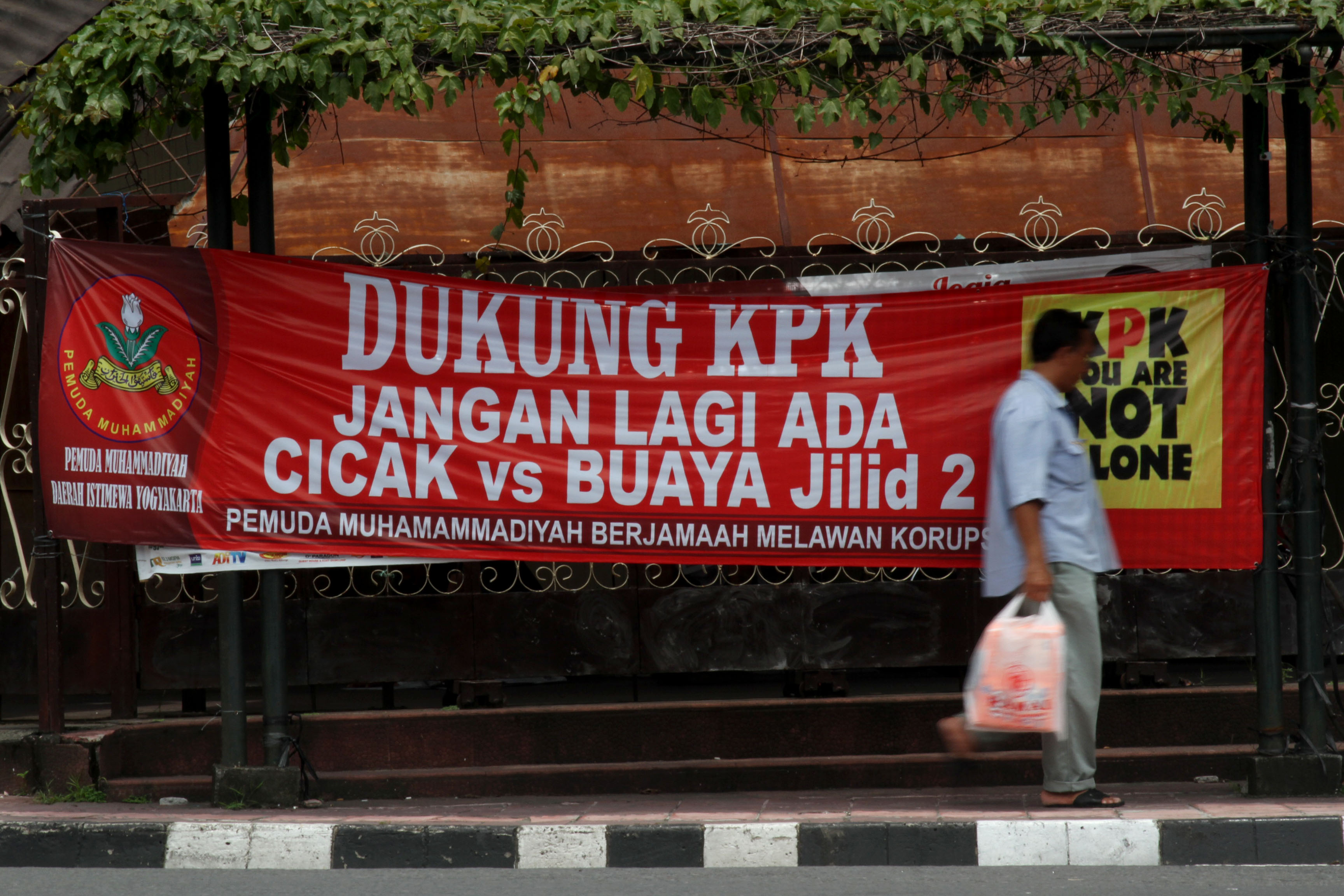 Asal Muasal Istilah Cicak VS Buaya