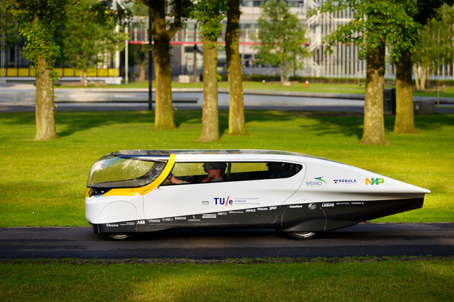 Stella: Mobil Listrik Terefisien