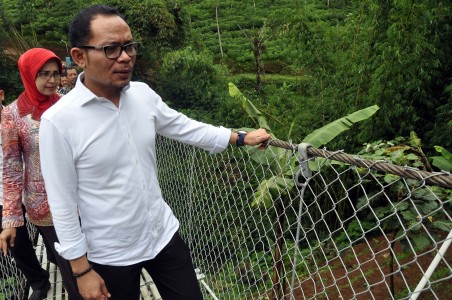 Hanif Dhakiri dan Yohana Susana Yembise Perlu Direshuffle