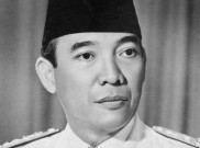 Kisah Bung Karno Suka Pakai Celana Kolor Putih