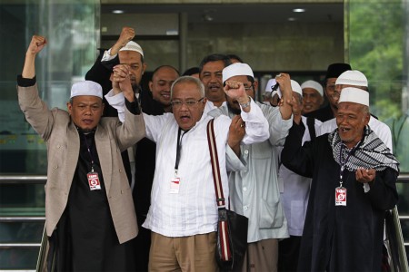 Ormas Muslim Siap Kerahkan Massa Lindungi KPK