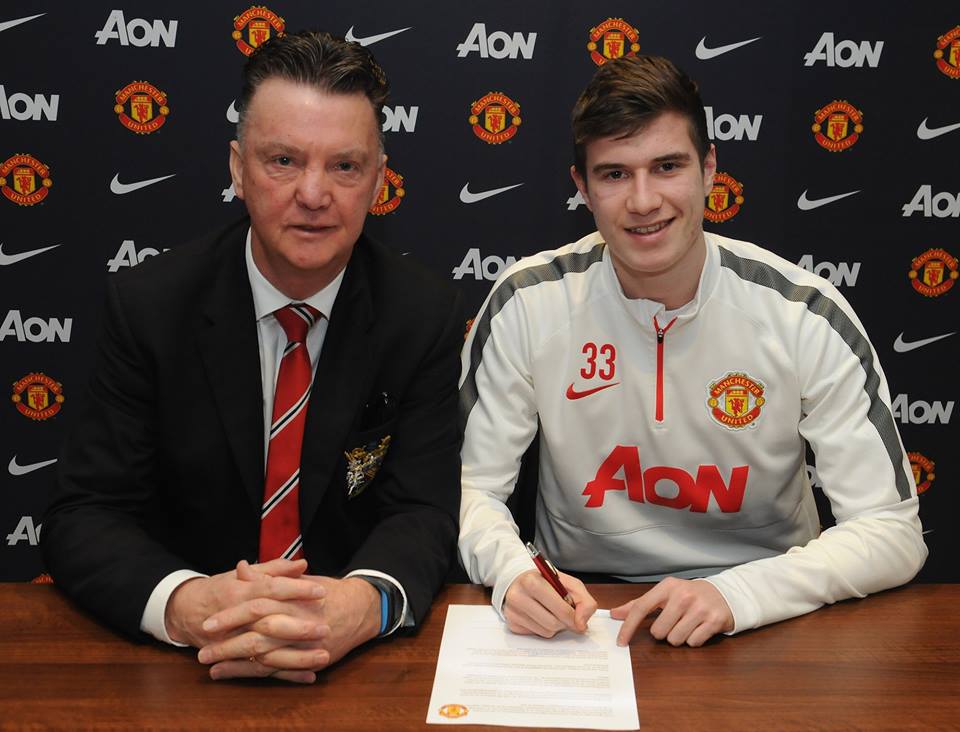 Bek Muda United, Paddy McNair Resmi Perpanjang Kontrak