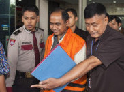 Bekas Wali Kota Tegal Digiring ke Rutan Guntur
