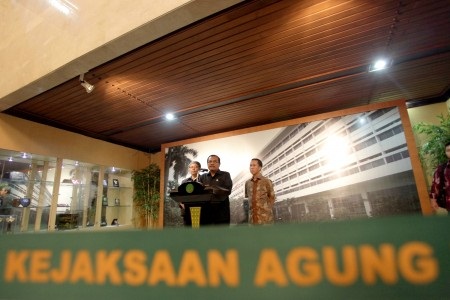 Kejagung Cekal Wabup Cirebon ke Luar Negeri