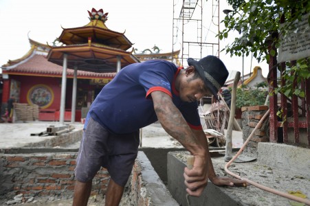 Jelang Imlek, Wihara Dharma Bhakti Direndam Banjir