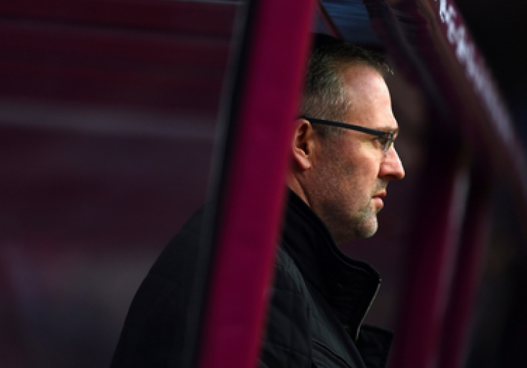 Aston Villa Pecat Paul Lambert