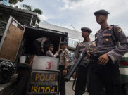 Gugatan Budi Gunawan Diterima, Ratusan Personel Polri Berjoget Ria