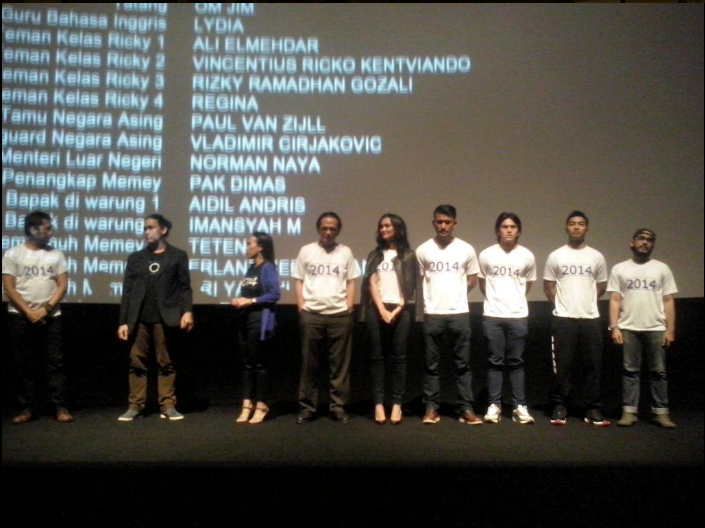Tak Sanggup Pegang Dua Film, Hanung Bramantyo Rekrut Orang