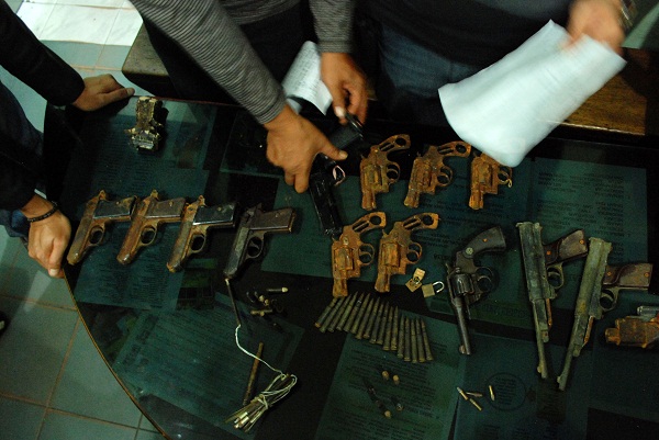  Polri Selidiki Kepemilikan 21 Senpi Ilegal Penyidik KPK