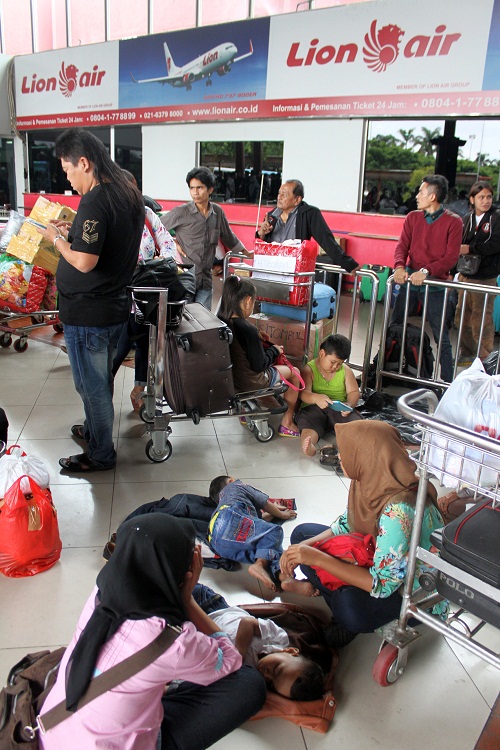 Penerbangan Lion Air Delay, Calon Penumpang belum Dapat Kompensasi Tiket