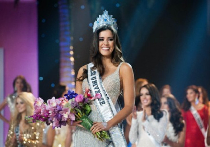 Paulina Vega Miss Universe yang Doyan Tempe