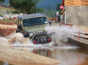 Para Off Roader Antusias Mengikuti JSI Agility Off Road Competition Seri Pertama 2015