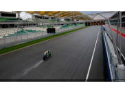 Rossi Menjadi yang Tercepat pada Latihan Hari Pertama di Sepang