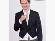 Cerita Ansel Elgort tentang Keperjakaannya yang Hilang