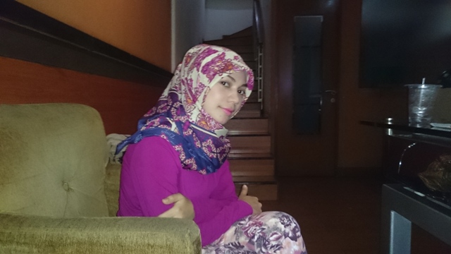 Indah Nevertari Diantara Musik Rap dan Hijab 