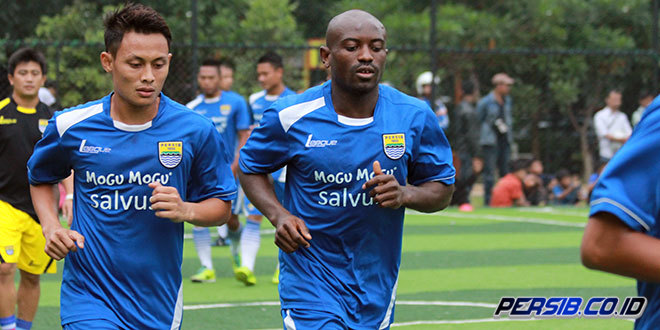 Persib Bandung Kedatangan Striker Asal Kamerun