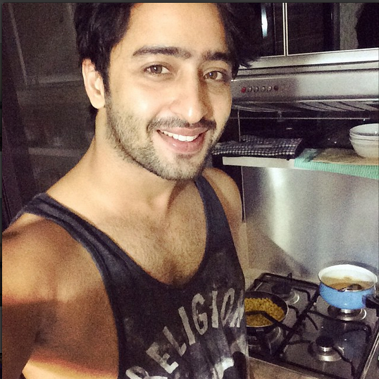Gaya Rambut Terbaru Shaheer Sheikh Dibilang 'Jambul Khatulistiwa'