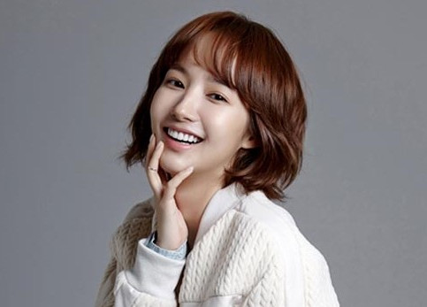 Park Min Young Cuek Dibilang Jelek