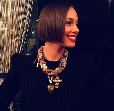 Dua Bulan Usai Melahirkan, Akhirnya Alicia Keys Perlihatkan Foto Bayinya